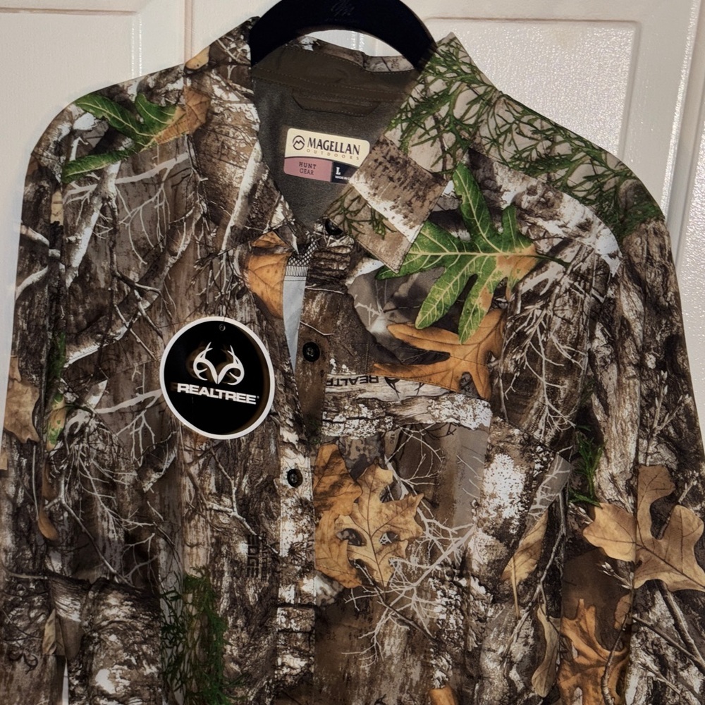 Magellan Outdoors Green and Brown Camouflage Shirt Jacket